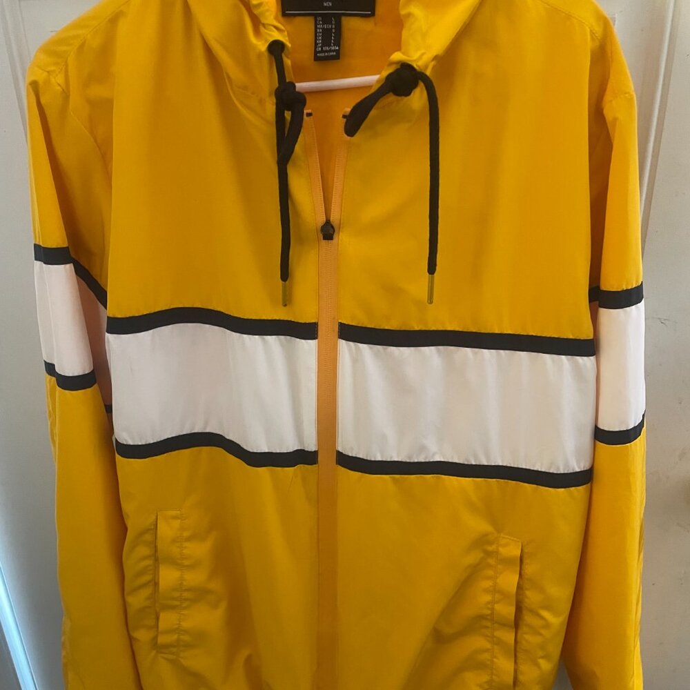 Forever 21  Trail Hooded Windbreaker Jacket for Men Large Size